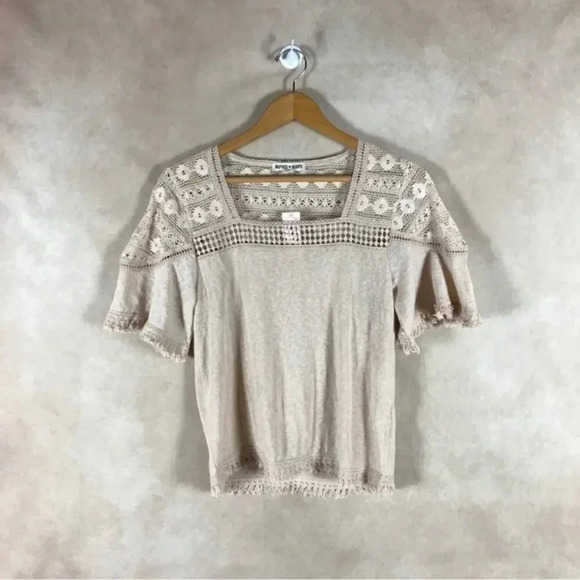 Beige Boho Fringe Embroidered Top NWT XS - Picture 5 of 6